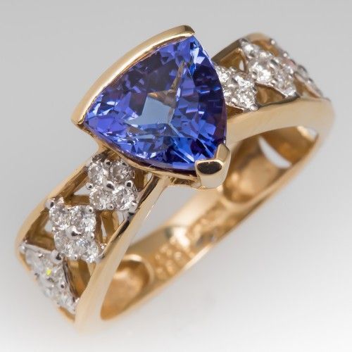 Vintage Blue Stone Hollow Zirconia Gold Ring