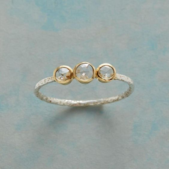 Vintage Triple Zirconia Silver Ring