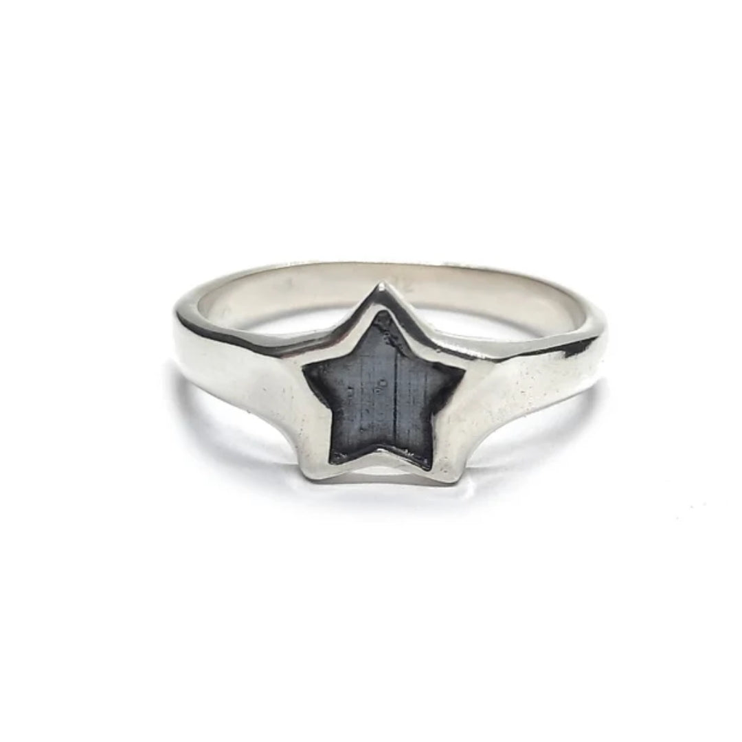 Vintage Black Star Silver Ring