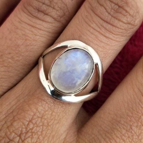 Vintage Rounded Moonstone Silver Ring