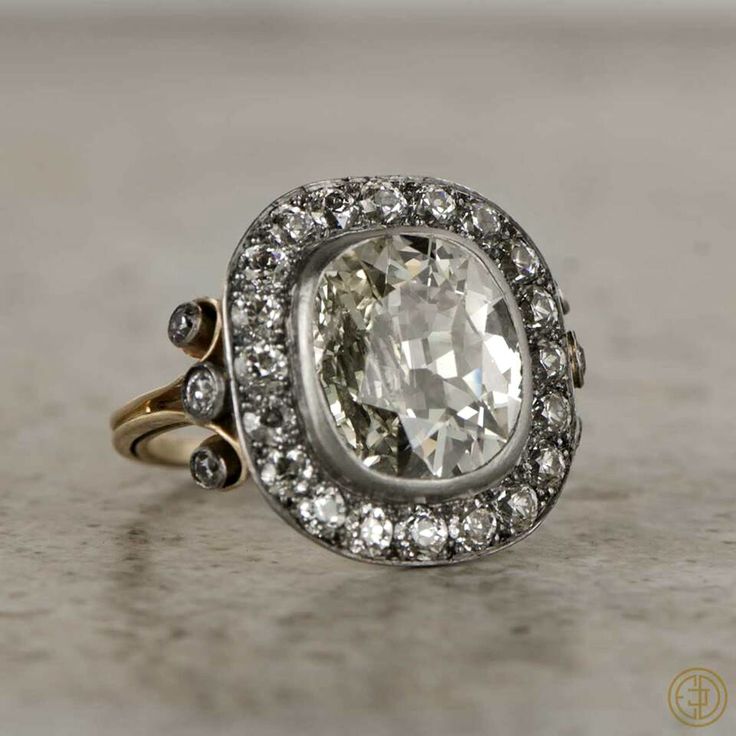 Vintage Rounded Ancient Zirconia Ring