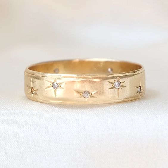 Vintage Starlight Gold Ring