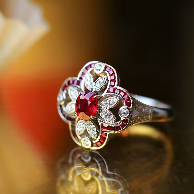 Vintage Bright Red Zirconia Ring