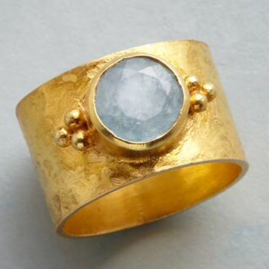 Vintage Golden Moonstone Ring