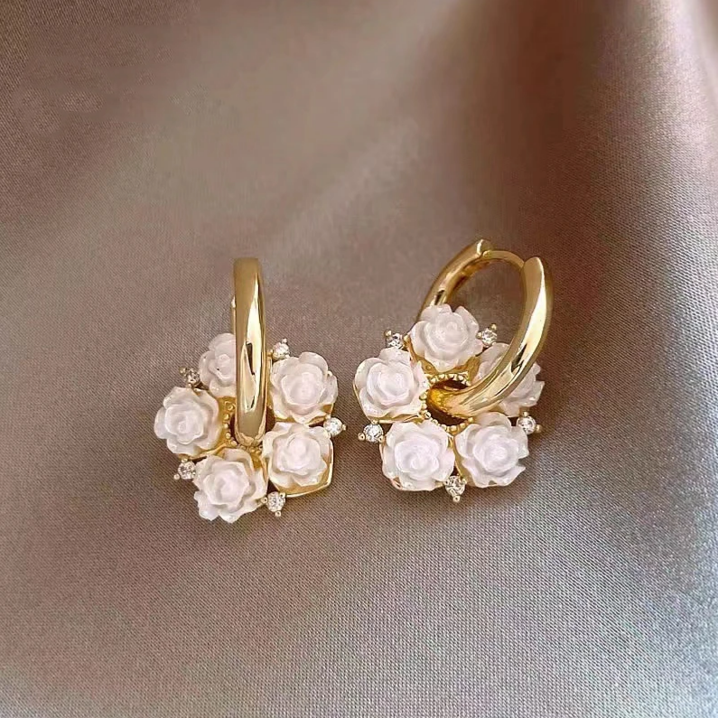 Elegant White Floral Earrings