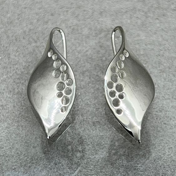 Vintage Hollow Leaf Silver Earrings