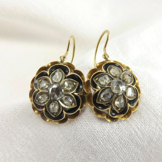 Vintage Flower Rounded Mandala Earrings