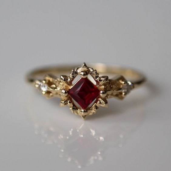 Vintage Red Zirconia Gold Ring