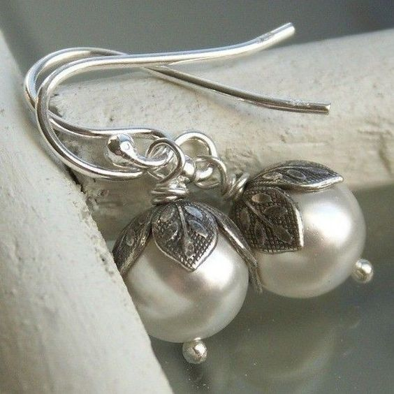 Vintage Pearl Flower Earrings