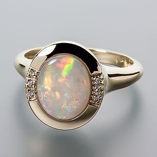 Vintage White Opal Gold Ring