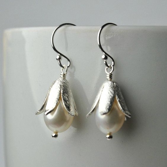 Vintage Lotus Pearl Silver Earrings