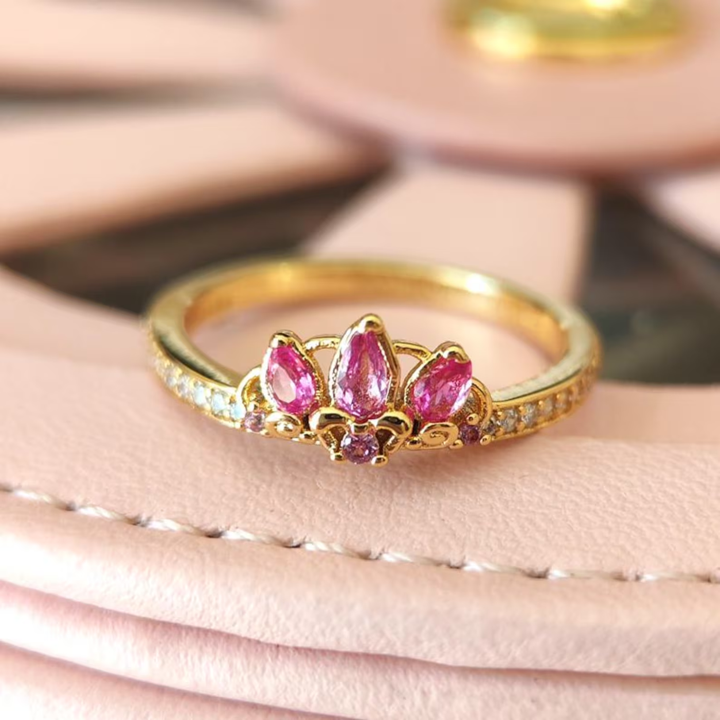 Vntage Pink Crown Gold Ring