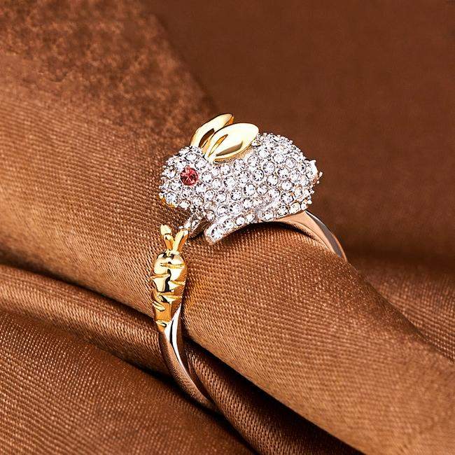 Adjustable Sparkling Bunny & Carrot Ring