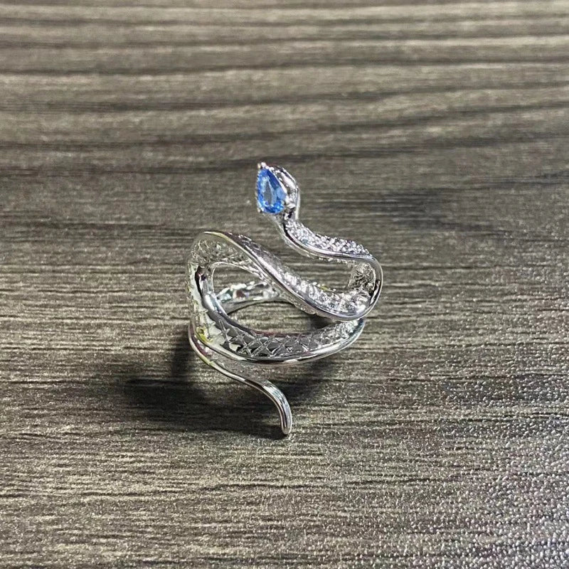 Snake Ring with Blue Zirconia in Silver