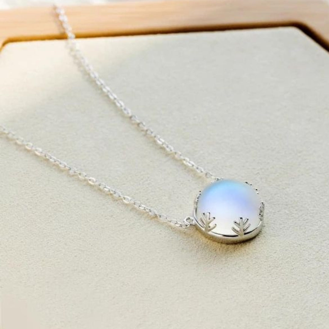 Aurora Necklace in Silver