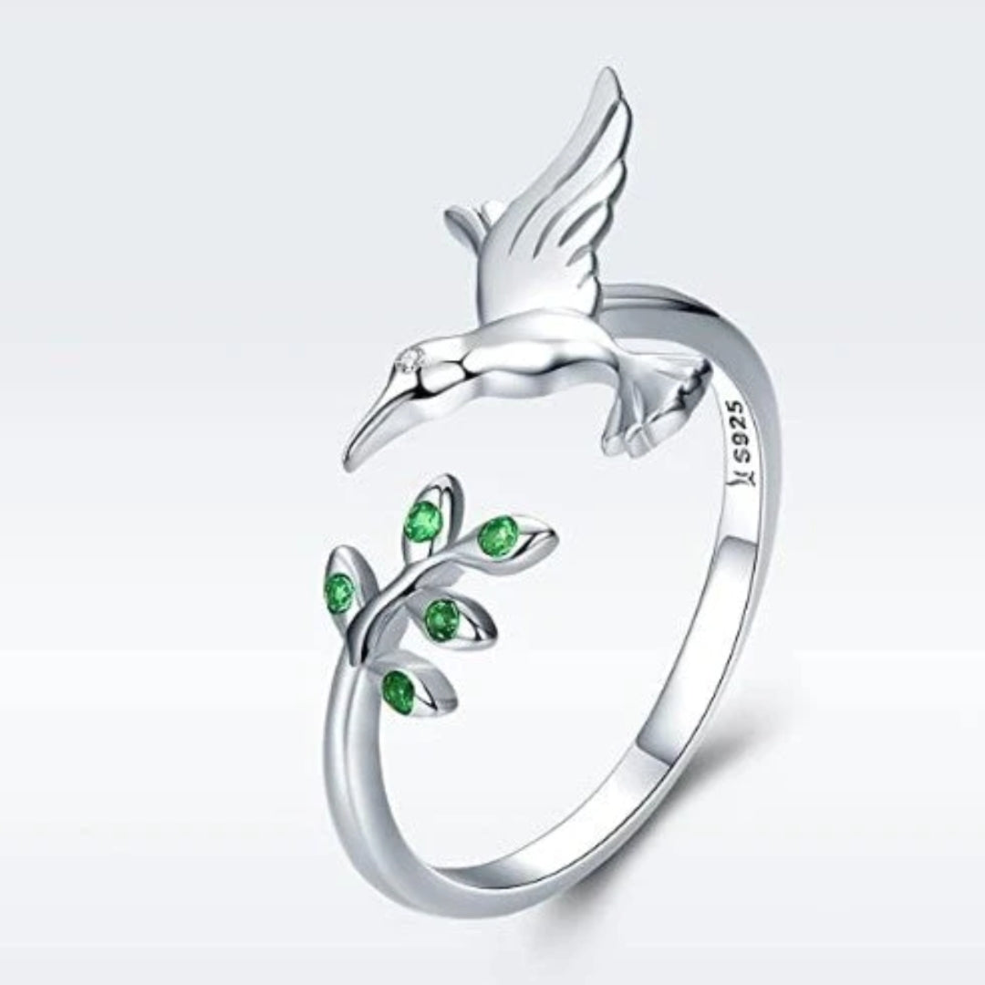 Hummingbird Ring with Green Zircons in 925 Sterling Silver