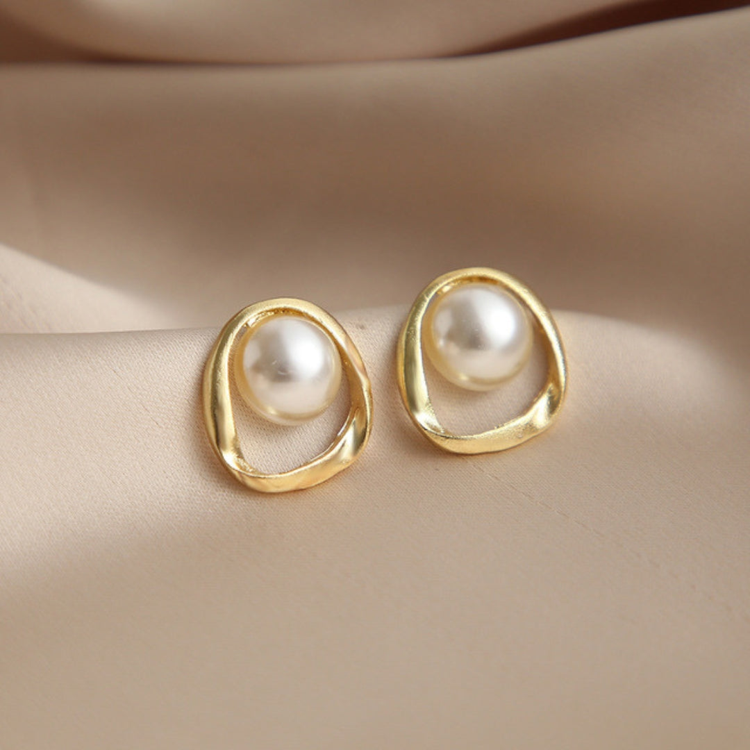 Gold Pearl Earrings