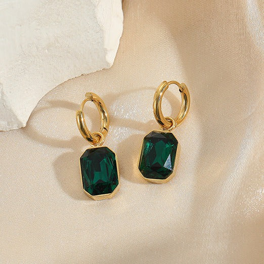 Vintage Crystal Earrings in Gold