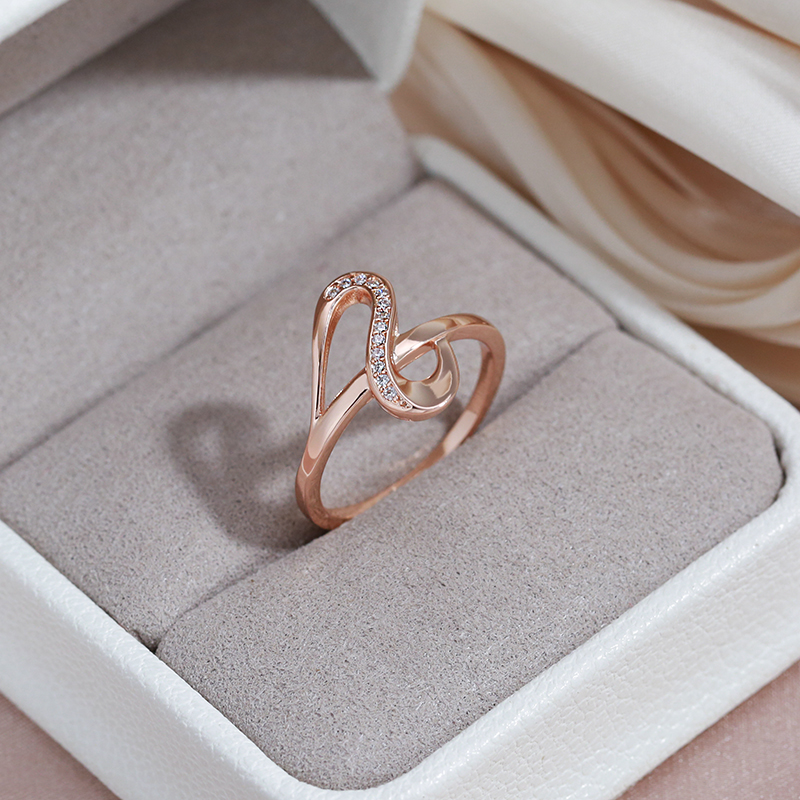 Irregular Shaped Ring Brilliant Gold Plated