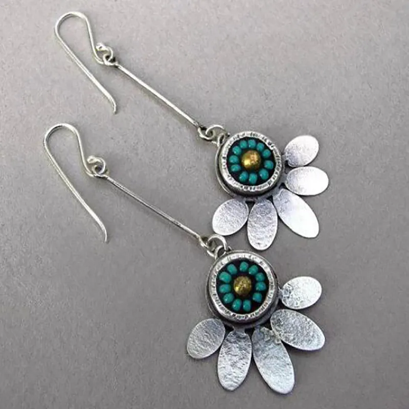 Vintage Flower Silver Earrings