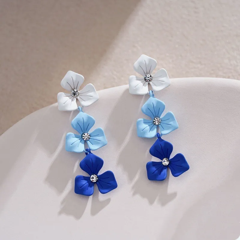 Vintage Blue Flower Earrings