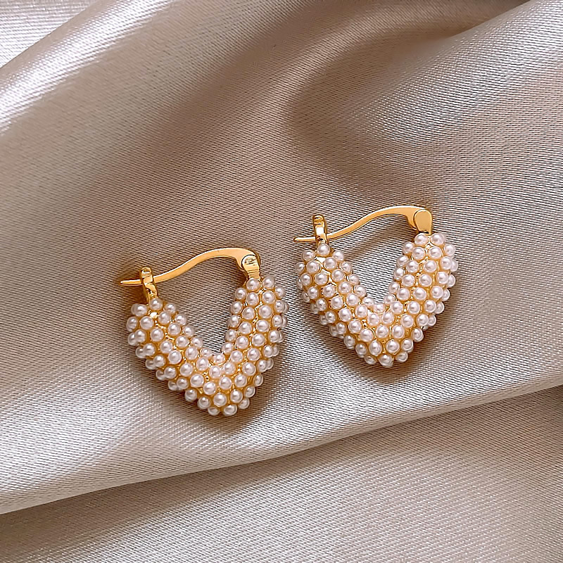 Elegant Heart-shaped Earrings with Inlaid Pearls