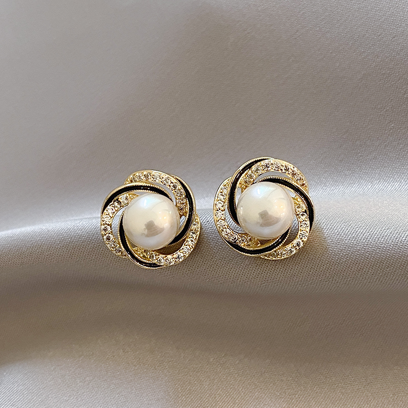 Elegant Sphere Earrings Bright Gold-Plated