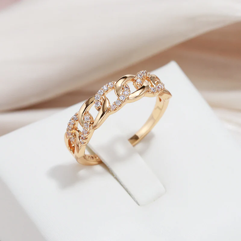 Elegant Chained Golden Ring