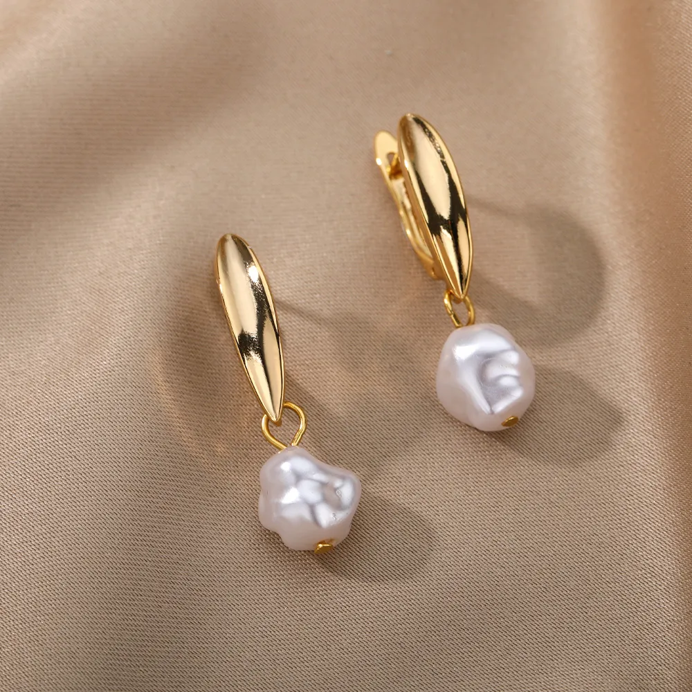 Golden Pearl Earrings