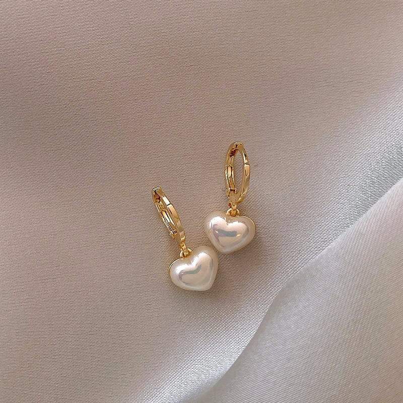 Elegant Pearl Heart Earrings