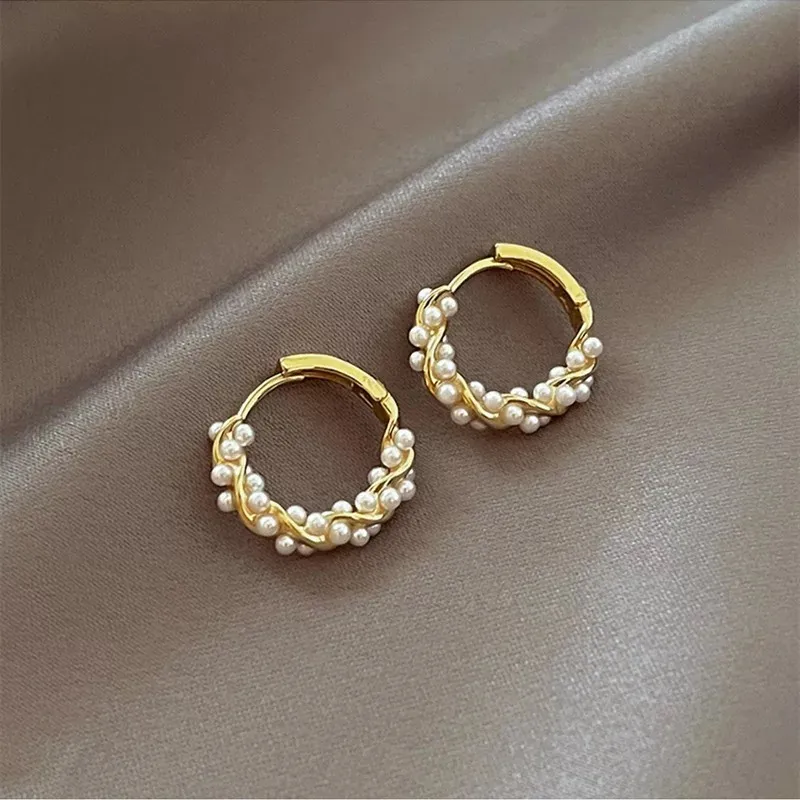 Elegant Rounded Inlaid Pearl Earrings