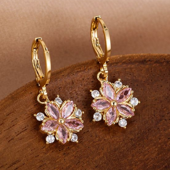 Elegant Daisy Crystal Earrings