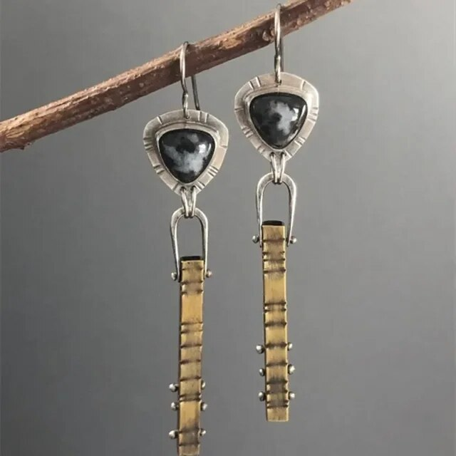 Vintage Black Stone Dangling Earrings