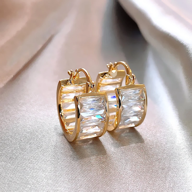 Elegant White Crystal Gold Earrings